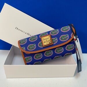 Dooney & Bourke University of Florida Gators Wallet